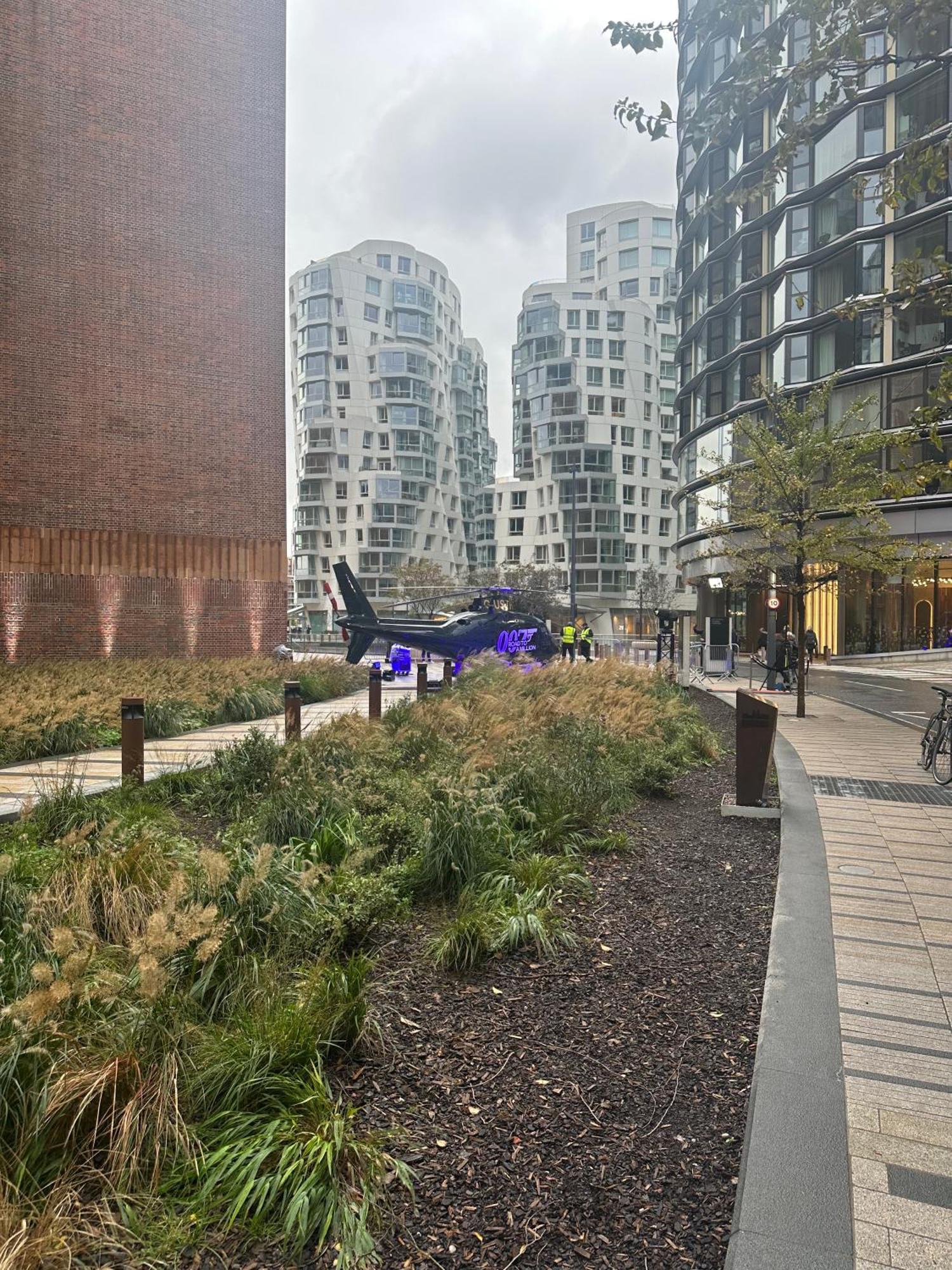 Battersea Power Station Apartment London Exterior photo