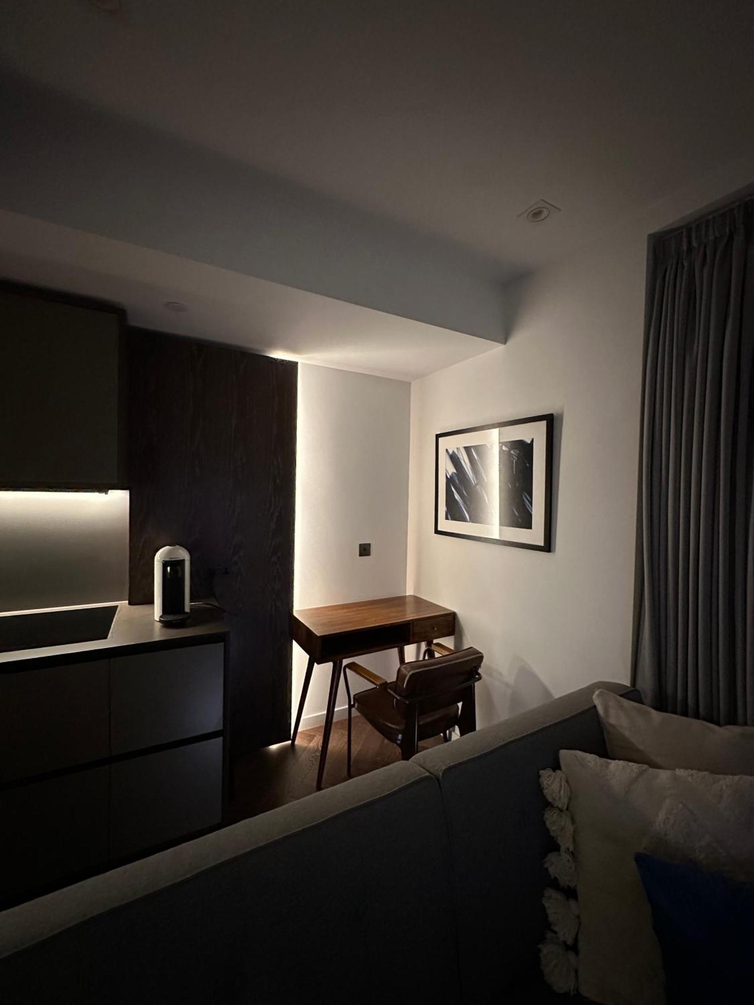 Battersea Power Station Apartment London Exterior photo